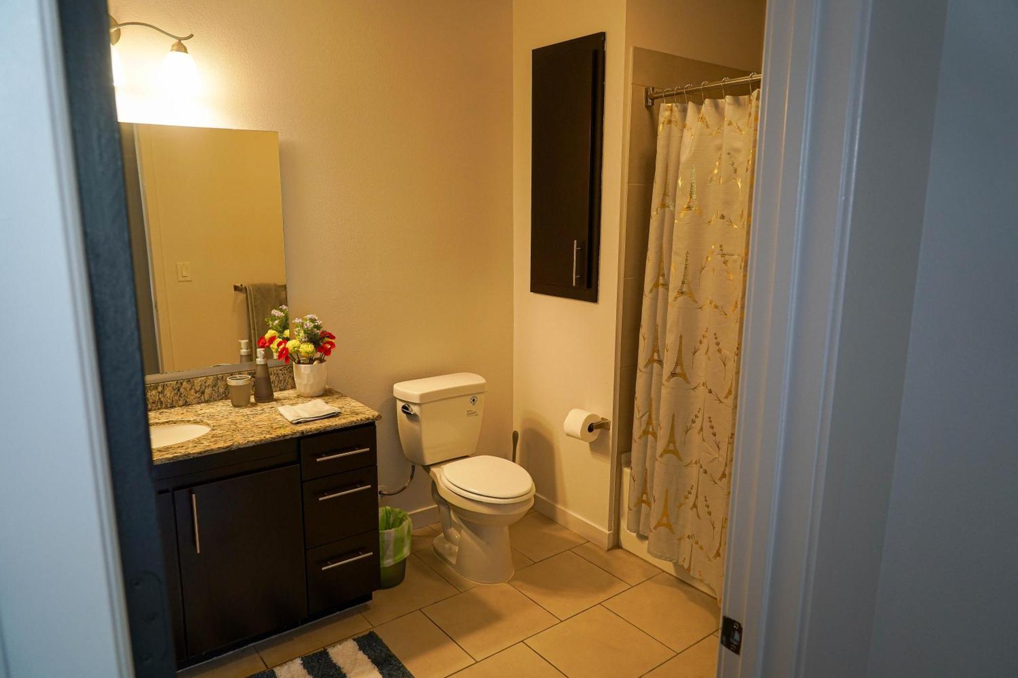 Lux 2 Bedroom In Woodland Hills Los Angeles Extérieur photo